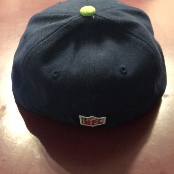 Seattle Seahawks New Era flex ball cap size 53 cm, 6 5/8 hat size - Picture 4 of 5